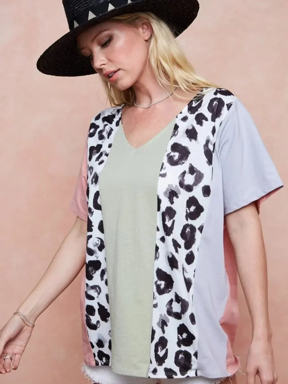 BiBi Cotton Span Knit With Leopard Color Block Top
